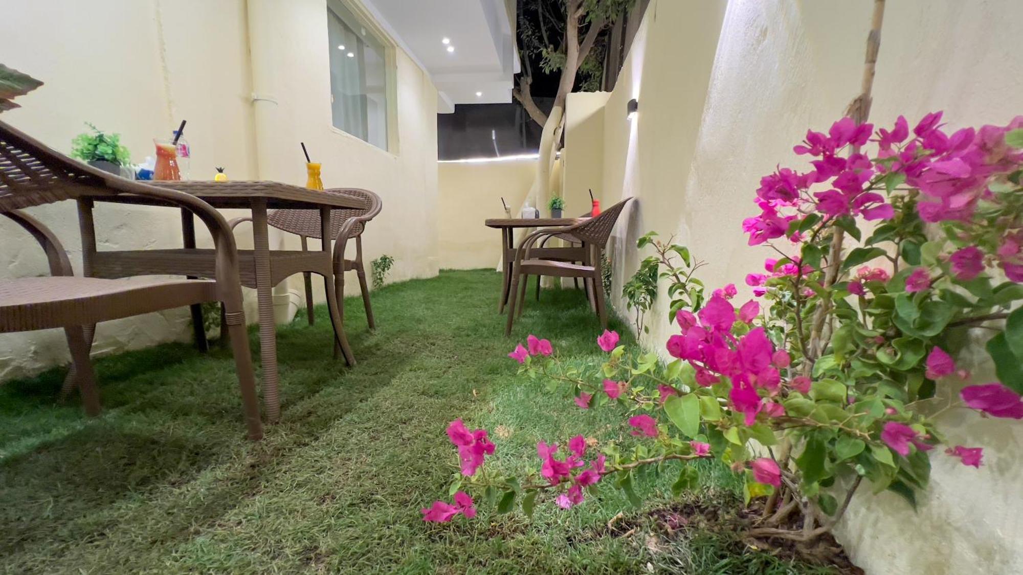 Pyramids Vista Inn Kafrat al Jabal Ngoại thất bức ảnh